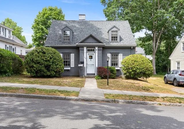 Homes for sale in Fall River, MA | 530 Montgomery Street, Fall River, MA 02720 | MLS# 73540016