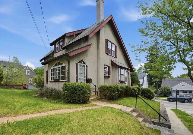 Homes for sale in Worcester, MA | 2 Jeppson Avenue, Worcester, MA 01606 | MLS# 73522685