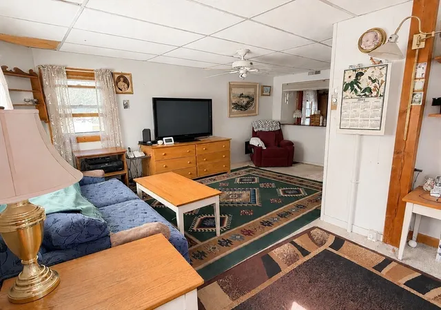 3rd image of 19 Perkins Avenue, Oak Bluffs, MA 02557 | MLS# 73522647