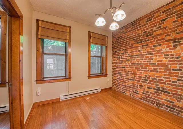 4th image of 32 Grv, Boston, MA 01562