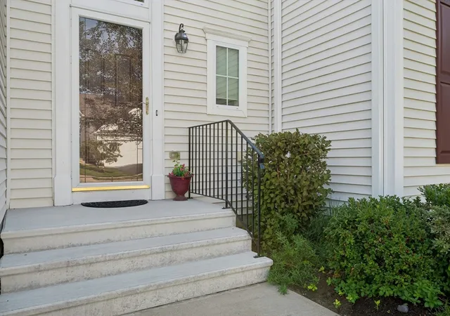Photo 3 of Condo for sale at 126 Clubhouse Ln #126, Northbridge, MA 01534 | MLS# 73570037 | Listing updated on 2026-09-16