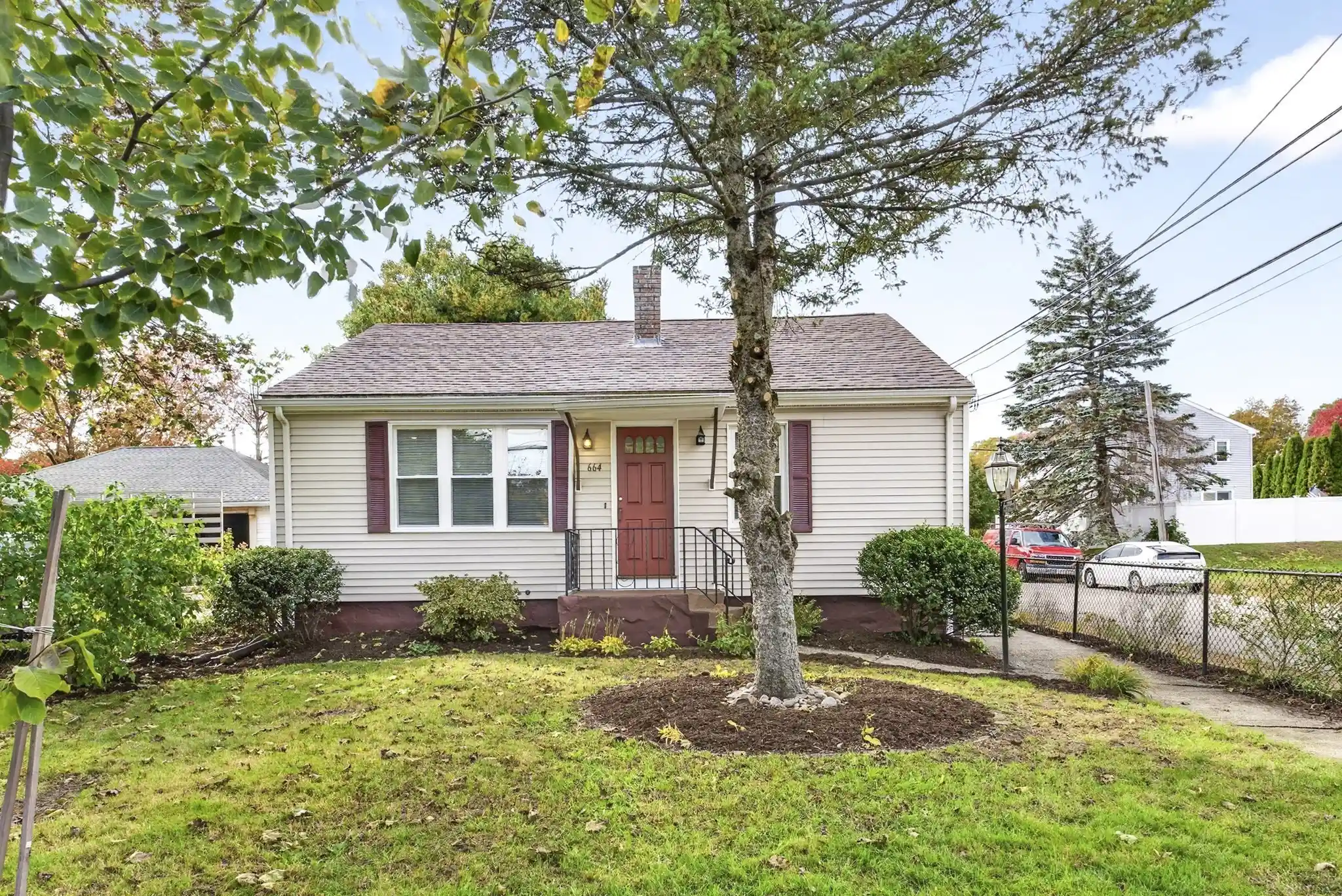 Single family home for sale at 664 Rathbun St, Blackstone, MA 01504 | MLS# 73591405
