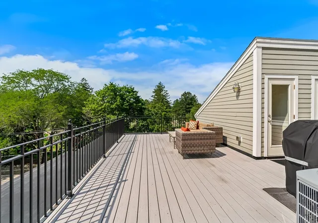 Listing Photo 2 - Condo for sale in building located at 829 Lagrange St, Brookline, MA 02132 - Unit #4