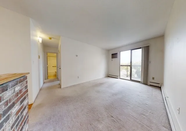 Homes for sale in Watertown, MA | 164 Galen St #65, Watertown, MA 02472 | MLS# 73464575