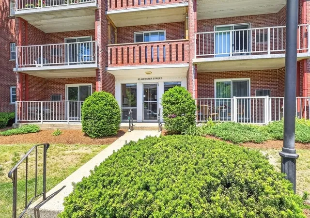 Homes for sale in Weymouth, MA | 65 Webster Street #108, Weymouth, MA 02190 | MLS# 73536031