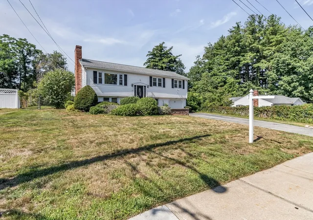 Photo 1 of Single family home for sale at 36 Prouty Rd, Burlington, MA 01803 | MLS# 73566429 | Listing updated on 2026-09-15