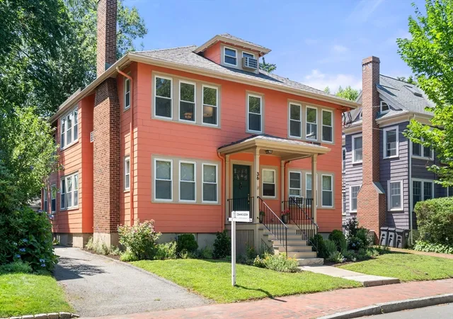 2nd image of 36 Lexington Ave, Cambridge, MA 02138