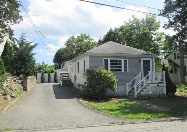 Photo 1 of Sale Pending at 29 Cole St, Kingston, MA 02364 | MLS# 73565851 | Listing updated on 2026-09-07