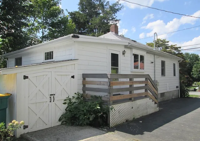 Photo 2 of Sale Pending at 29 Cole St, Kingston, MA 02364 | MLS# 73565851 | Listing updated on 2026-09-07