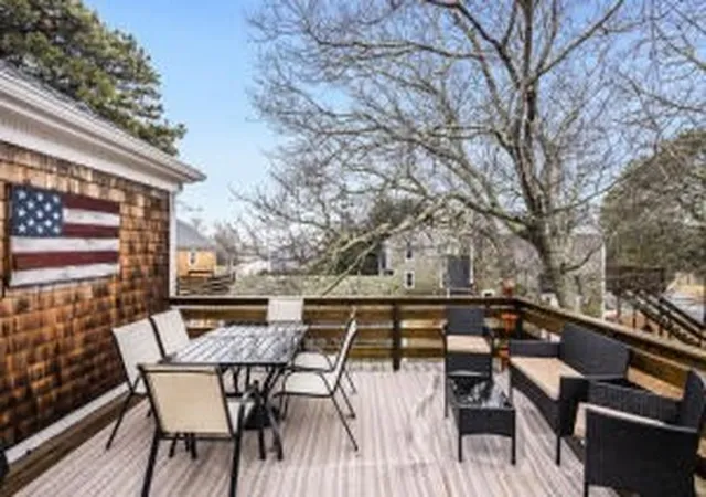 4th image of 111 School St, West Dennis, MA 02670