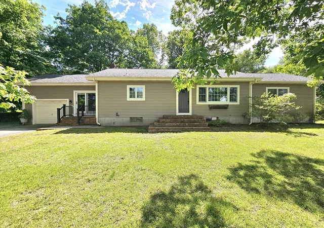 Homes for sale in North Dartmouth, MA | 278 Hixville Rd, North Dartmouth, MA 02747 | MLS# 73528554