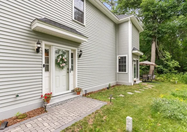 Homes for sale in Reading, MA | 1295 Main St, Reading, MA 01867 | MLS# 73542577