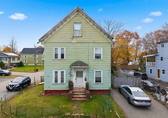 2nd image of 13 Standish St, Brockton, MA 02302 | MLS# 73455419