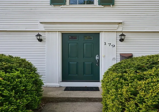 3rd image of 179 S St, South Yarmouth, MA 01060