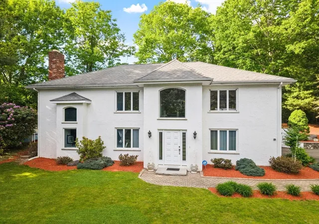 Homes for sale in Peabody, MA | 81 Goodale St, Peabody, MA 01960 | MLS# 73528811