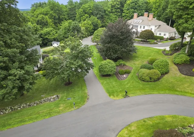 4th image of 4 Hilltop Park, Wilbraham, MA 01095 | MLS# 73558388