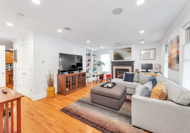 Homes for sale in Boston, MA | 196 Durnell Ave #196, Boston, MA 02131 | MLS# 73521025