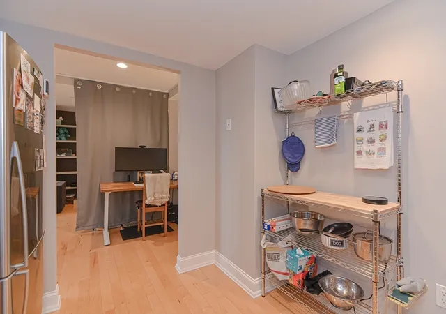 4th image of 20 Chapel St, Brookline, MA 02446
