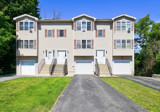 Homes for sale in Worcester, MA | 22 B Bancroft St, Worcester, MA 01610 | MLS# 73529275