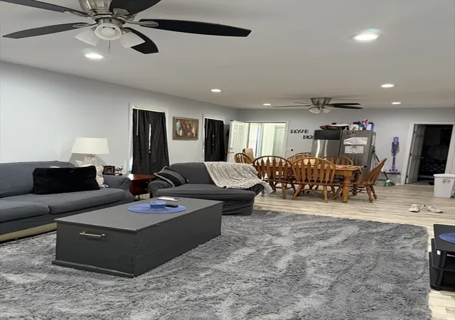 3rd image of 145 Eastern Ave, Worcester, MA 01605 | MLS# 73481325
