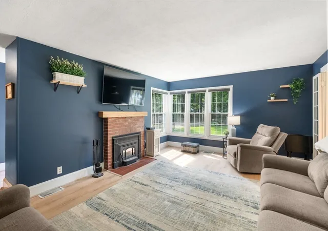 5th image of 8 Randall Rd, Kingston, MA 02364 | MLS# 73550542