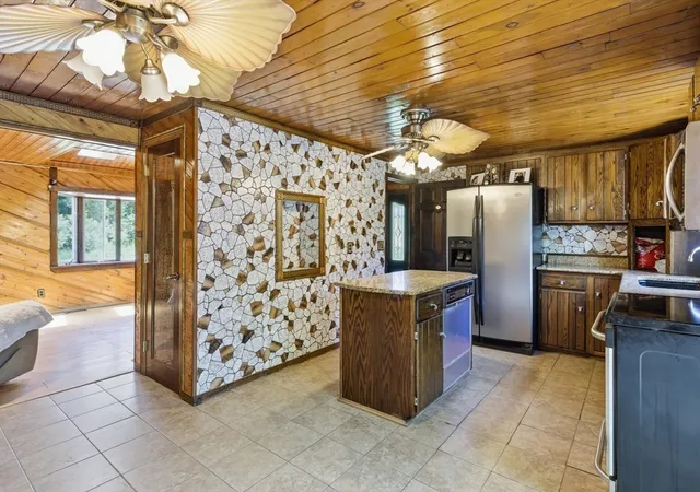 Photo 3 of Sale Pending at 925 West St, Ludlow, MA 01056 | MLS# 73531568 | Listing updated on 2026-06-24