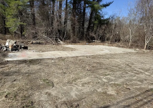 11th image of 73 County Road, East Freetown, MA 02717 | MLS# 73500018