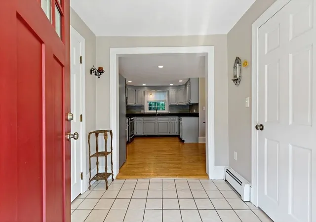 Photo 4 of Sale Pending at 34 Mount Pleasant St, Plymouth, MA 02360 | MLS# 73560108 | Listing updated on 2026-08-29