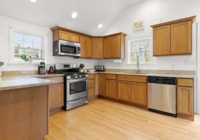 4th image of 229 Highland St, South Hamilton, MA 01982 | MLS# 73540537
