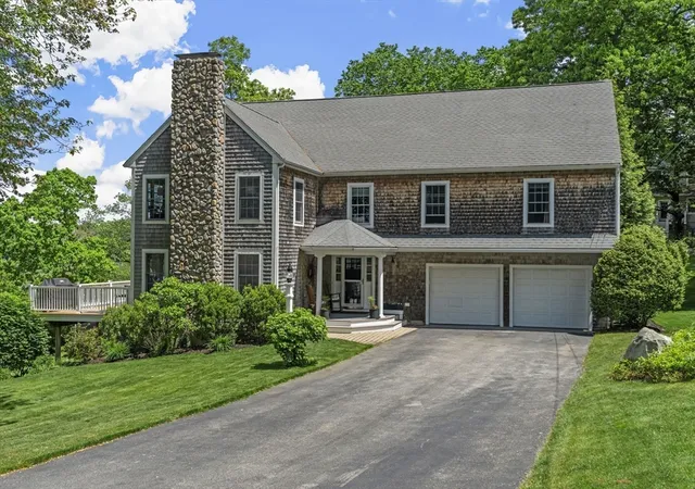 2nd image of 102 Riverside Circle, Marshfield, MA 02050 | MLS# 73534687