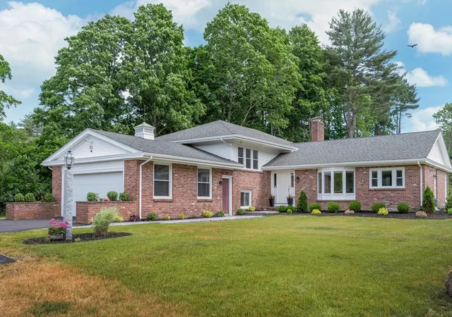 1st image of 755 Main Street, Hanover, MA 02339 | MLS# 73540453