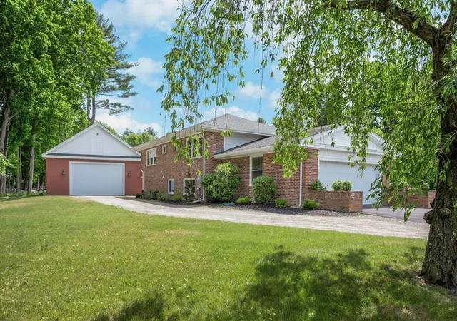 2nd image of 755 Main Street, Hanover, MA 02339 | MLS# 73540453