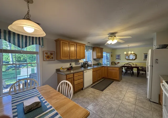 5th image of 3 Dunbar Dr, North Easton, MA 02356 | MLS# 73531504