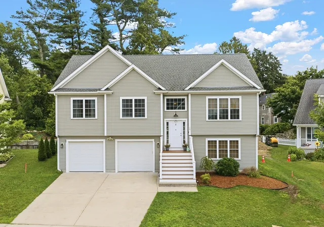 Photo 1 of Single family home for sale at 10 Carousel Ter, North Dartmouth, MA 02747 | MLS# 73555233 | Listing updated on 2026-08-01