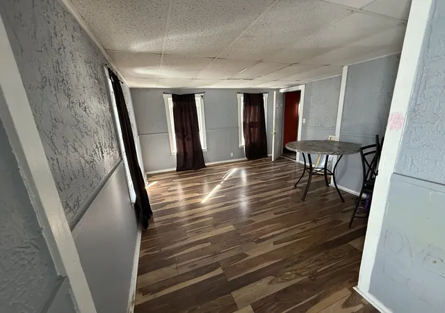 5th image of 117 Austin St, New Bedford, MA 02740 | MLS# 73445495