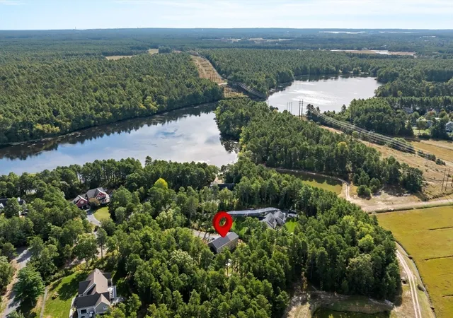 36th image of 17 Pond Edge Trl, Wareham, MA 02571 | MLS# 73510270