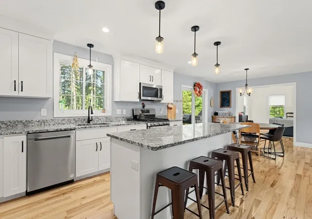 5th image of 17 Pond Edge Trl, Wareham, MA 02571 | MLS# 73510270