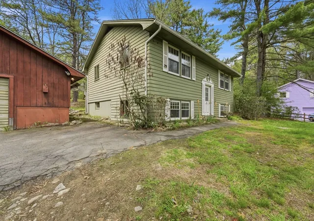 Homes for sale in Amherst, MA | 390 State St, Amherst, MA 01002 | MLS# 73518995
