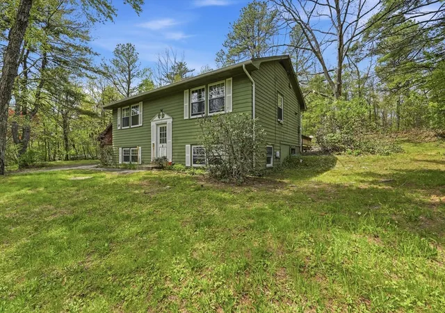 Homes for sale in Amherst, MA | 390 State St, Amherst, MA 01002 | MLS# 73518995