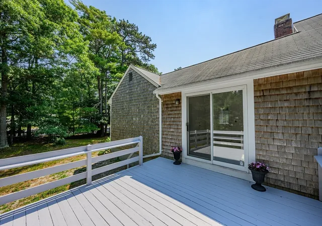 Photo 3 of Sale Pending at 295 Westwind Cir, Osterville, MA 02655 | MLS# 73544012 | Listing updated on 2026-09-23