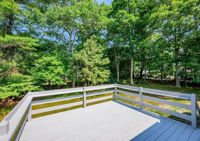 Photo 3 of Sale Pending at 295 Westwind Cir, Osterville, MA 02655 | MLS# 73544012 | Listing updated on 2026-09-23