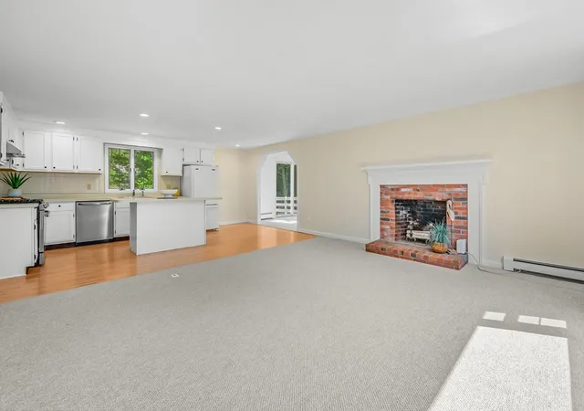 Photo 4 of Sale Pending at 295 Westwind Cir, Osterville, MA 02655 | MLS# 73544012 | Listing updated on 2026-09-23