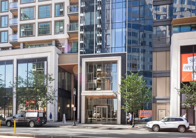 38th image of 133 Seaport Boulevard #2101, Boston, MA 02210 | MLS# 73481741