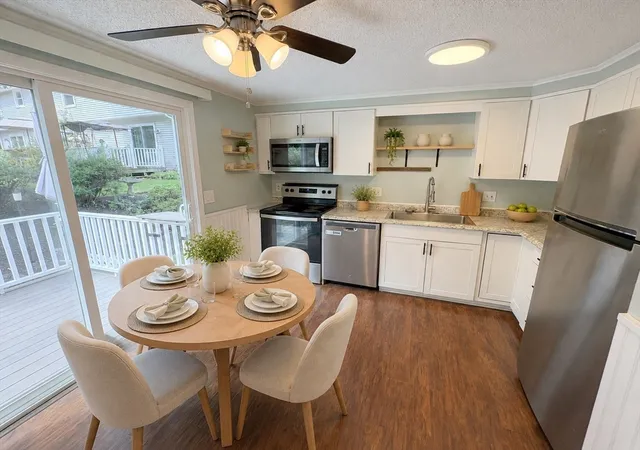 2nd image of 270 Sunderland Rd #23, Worcester, MA 01604 | MLS# 73562968