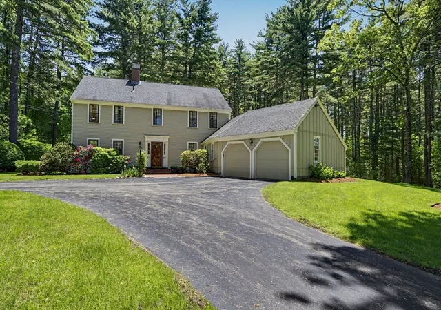 3rd image of 192 Peakham Rd, Sudbury, MA 01776 | MLS# 73529944
