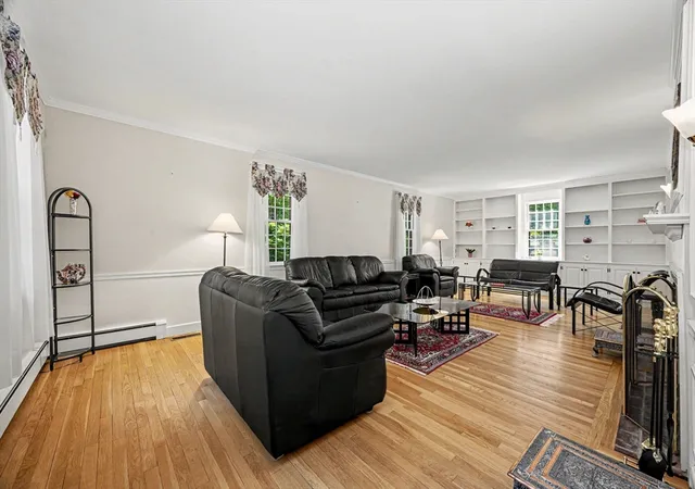 4th image of 192 Peakham Rd, Sudbury, MA 01776 | MLS# 73529944