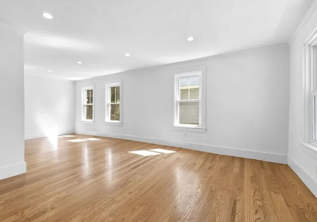 Photo 3 of Single family home for sale at 146a W Division St, Braintree, MA 02184 | MLS# 73565452 | Listing updated on 2026-08-23