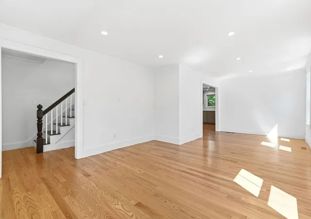 Photo 3 of Single family home for sale at 146a W Division St, Braintree, MA 02184 | MLS# 73565452 | Listing updated on 2026-08-23