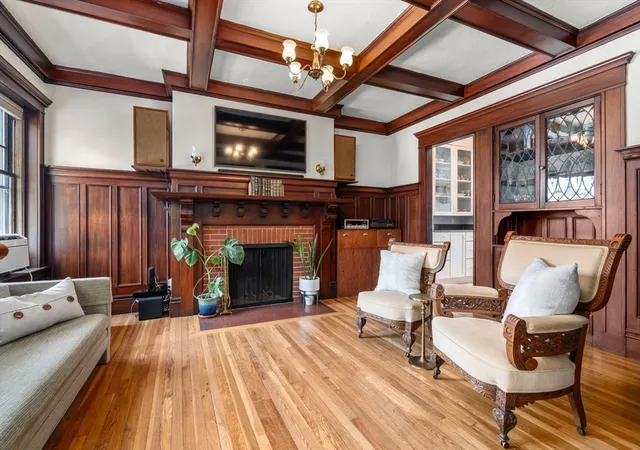 Homes for sale in Brookline, MA | 147 Fuller St #2, Brookline, MA 02446 | MLS# 73549575