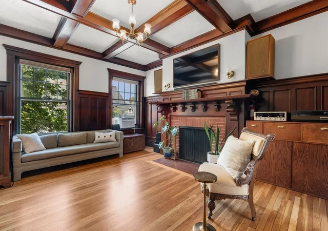 Homes for sale in Brookline, MA | 147 Fuller St #2, Brookline, MA 02446 | MLS# 73549575